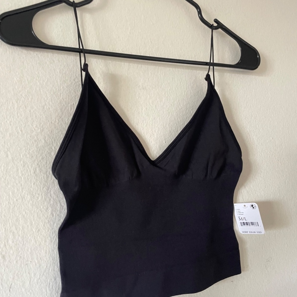 Free people Top Tanks black Size M/L NWT - Picture 5 of 7